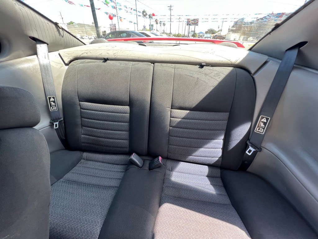 2002 Ford Mustang Image 9