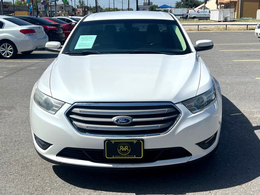 2014 Ford Taurus Image 3