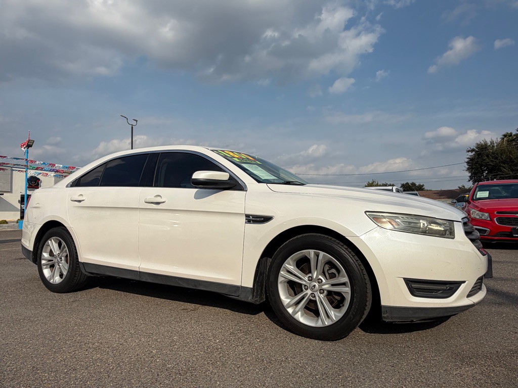 2014 Ford Taurus Image 4