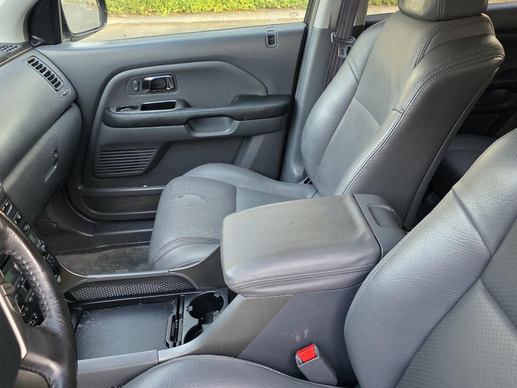 2005 Honda Pilot Image 13