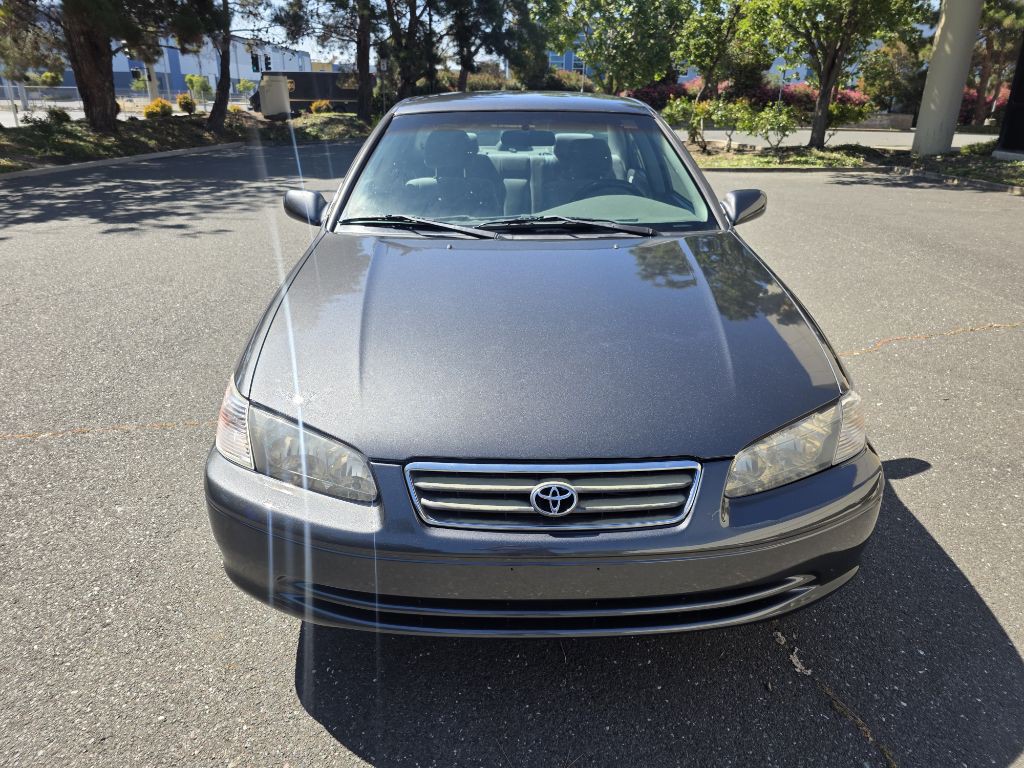 2001 Toyota Camry Image 10