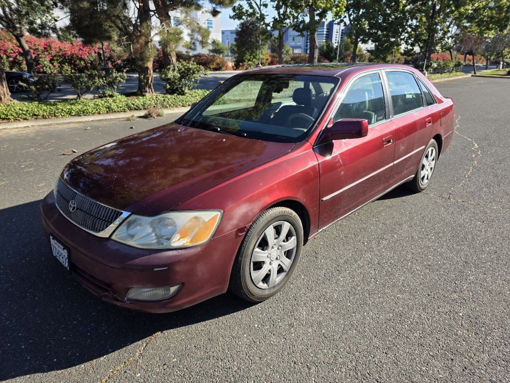 2001 Toyota Avalon Image 1