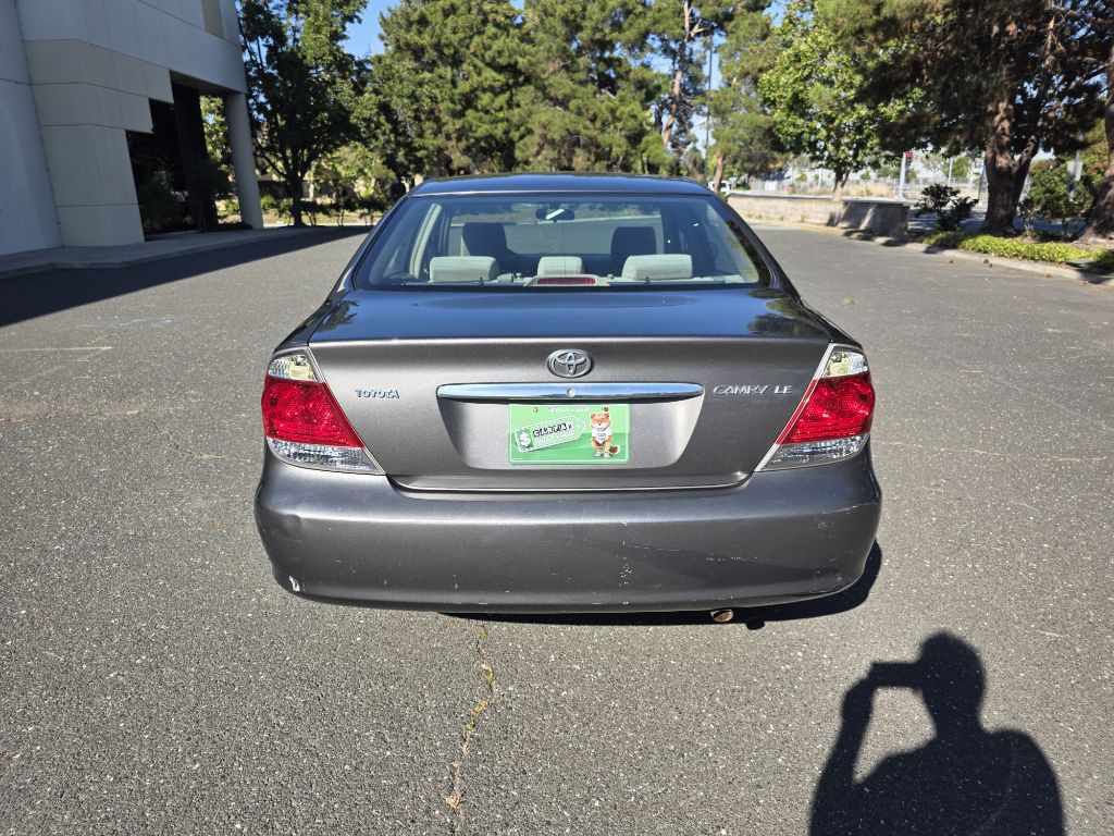 2005 Toyota Camry Image 3