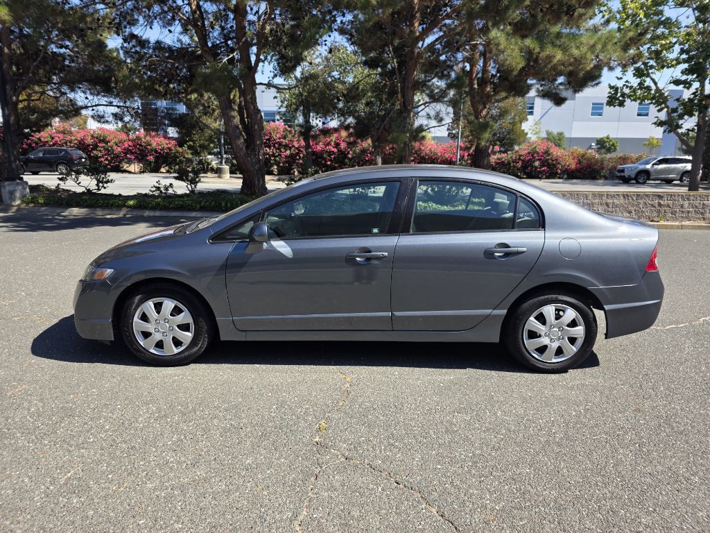 2011 Honda Civic Image 2