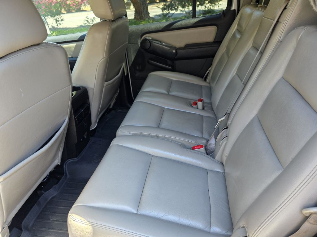 2008 Ford Explorer Image 15