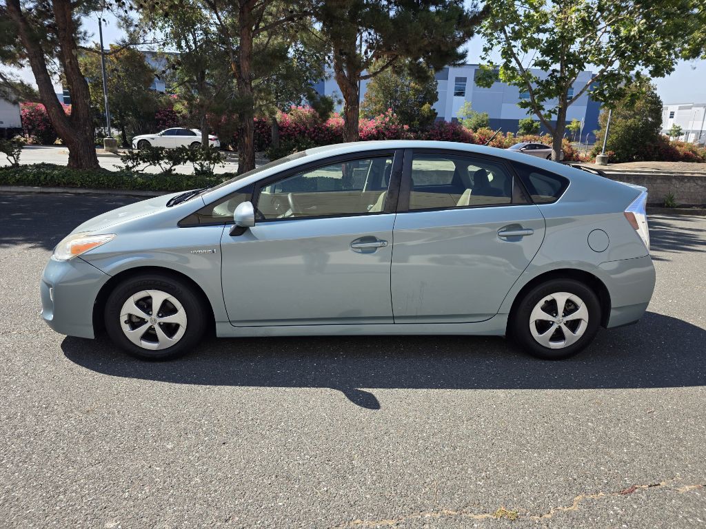 2015 Toyota Prius Image 4