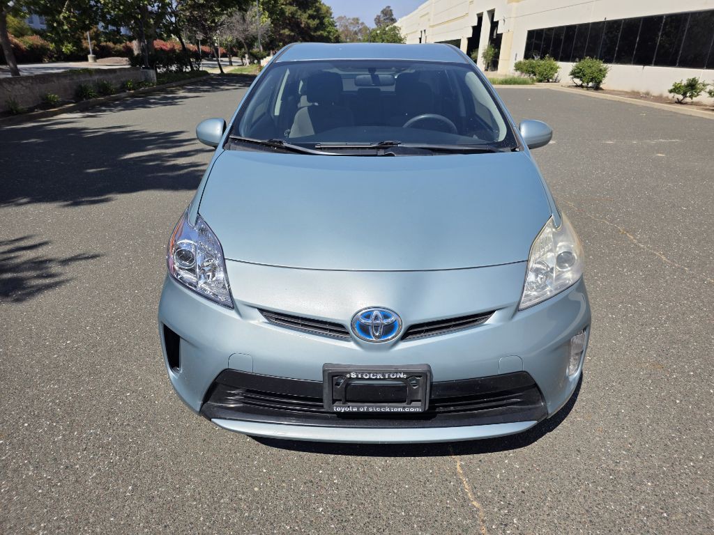2015 Toyota Prius Image 8