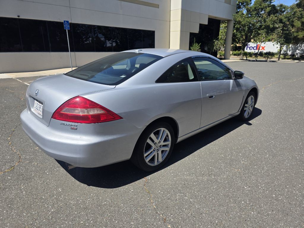 2004 Honda Accord Image 5