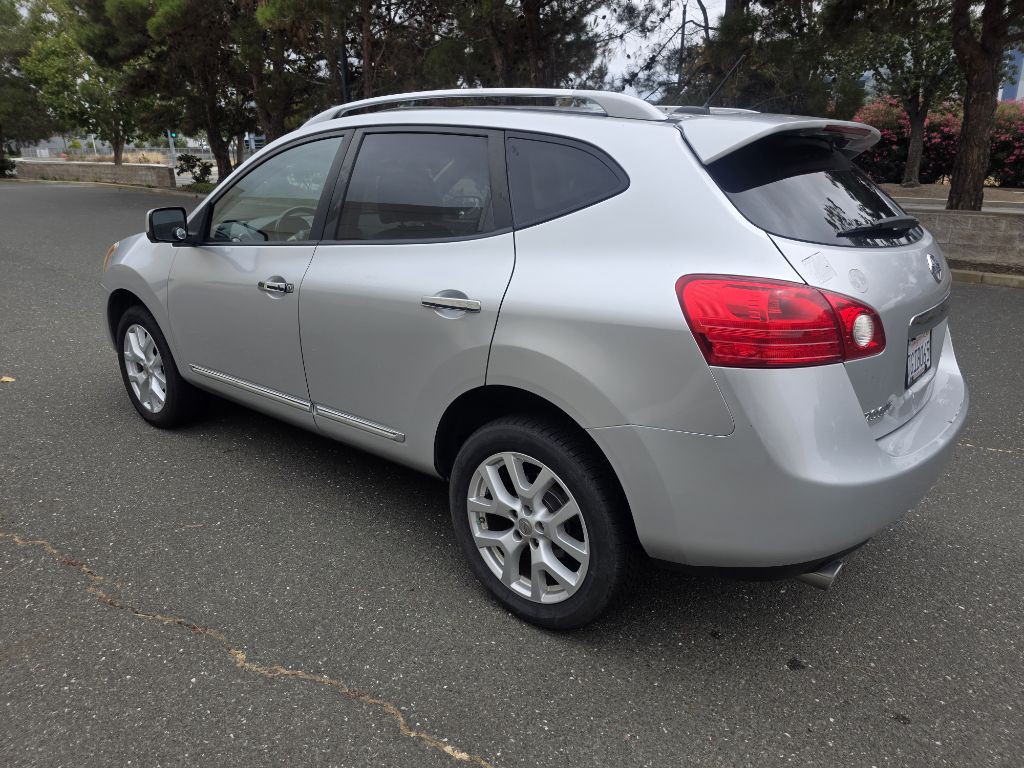 2013 Nissan Rogue Image 3