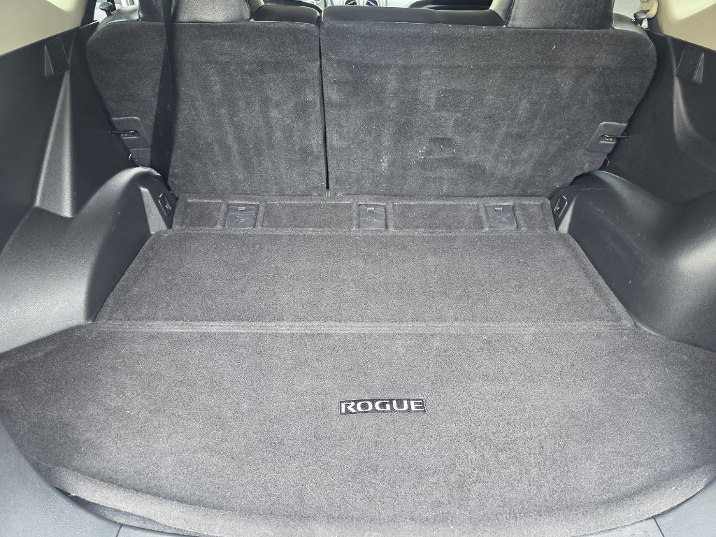 2013 Nissan Rogue Image 16
