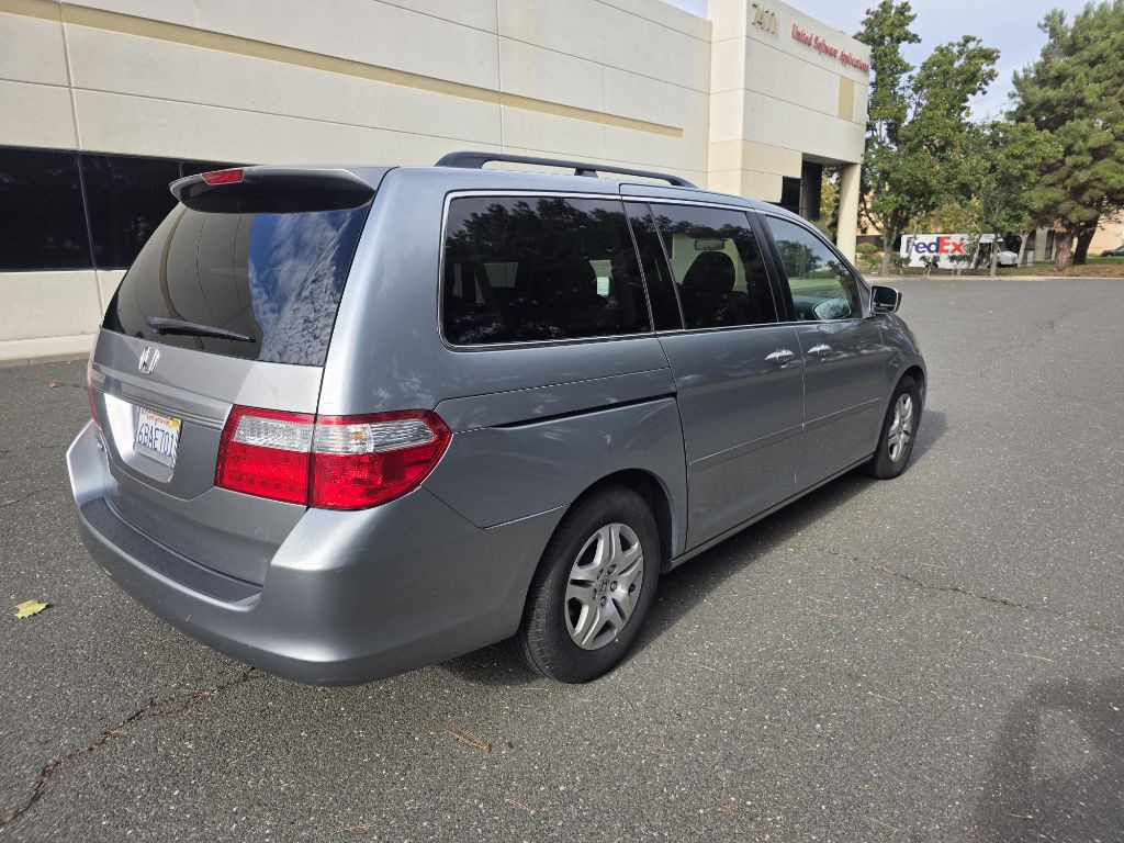 2007 Honda Odyssey Image 4