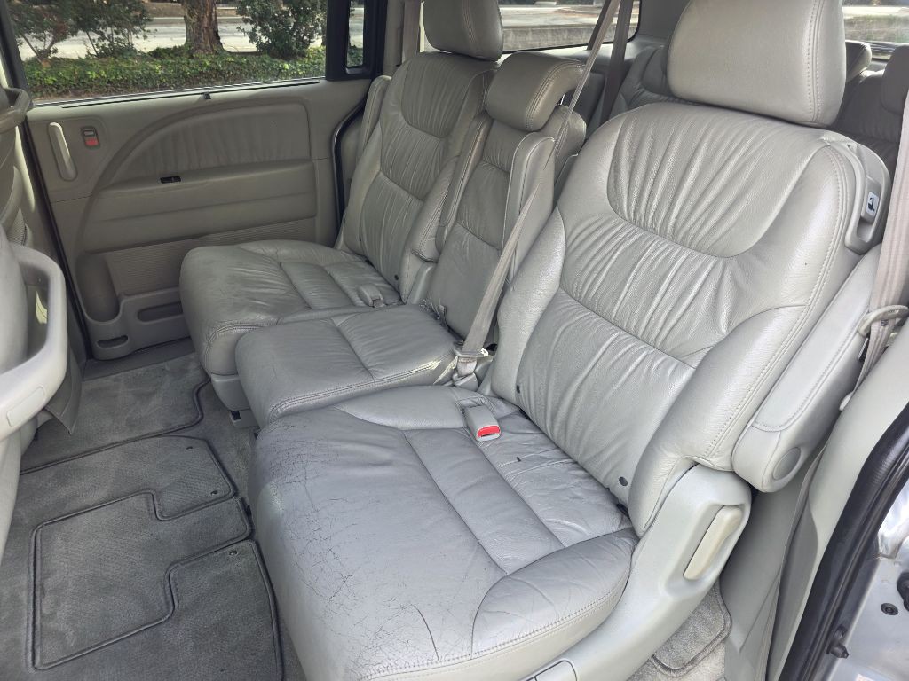 2007 Honda Odyssey Image 12