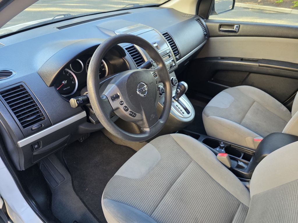 2011 Nissan Sentra Image 11