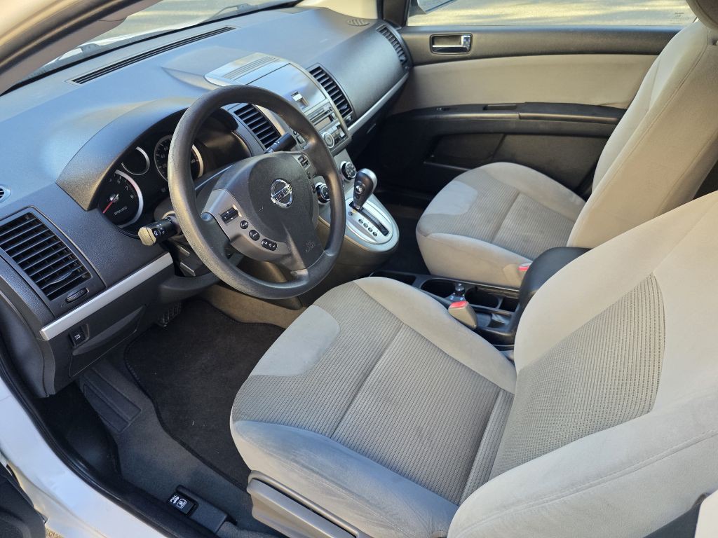 2011 Nissan Sentra Image 13