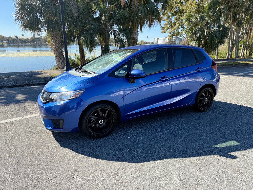 2015 Honda Fit Image 2