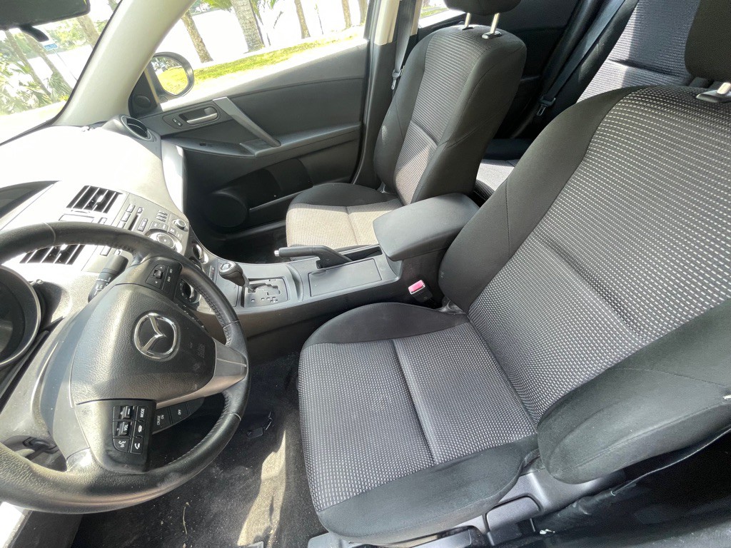 2012 Mazda Mazda3 Image 14