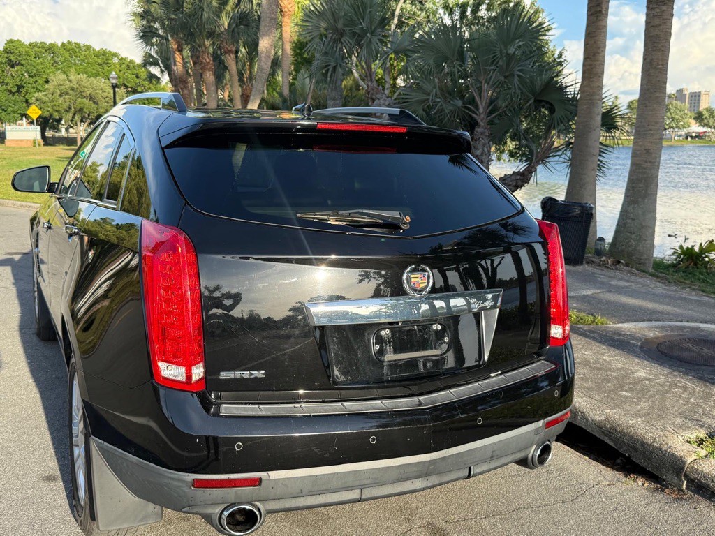 2011 Cadillac SRX Image 6