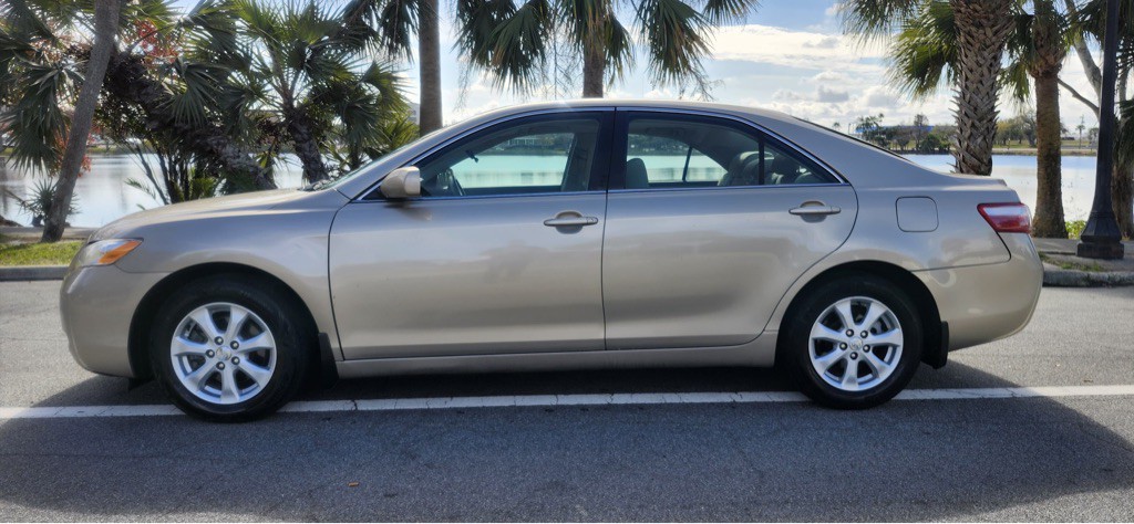 2007 Toyota Camry Image 8