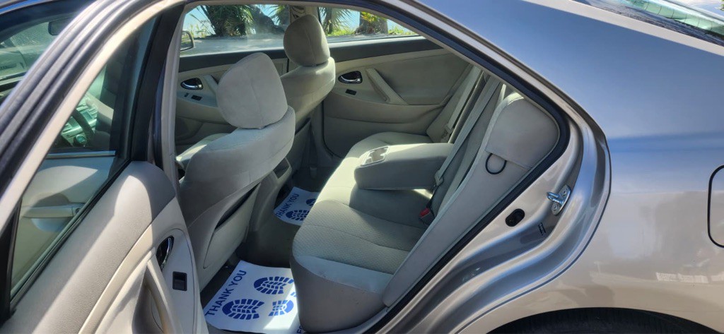 2007 Toyota Camry Image 12