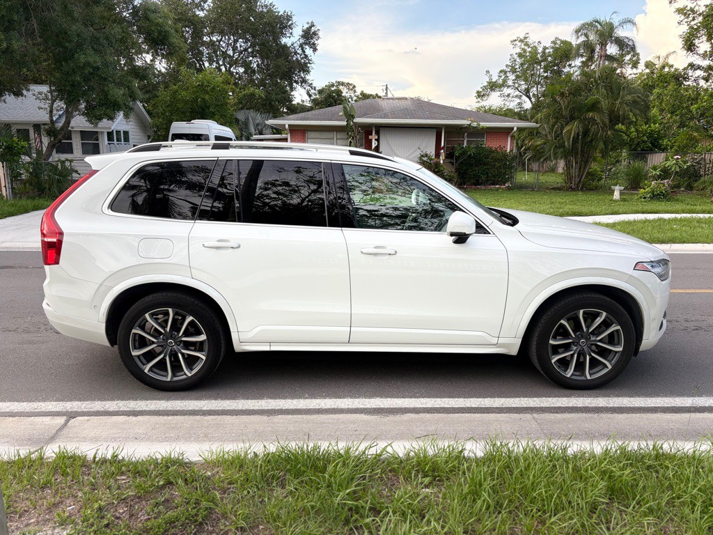 2019 Volvo XC90 Image 6