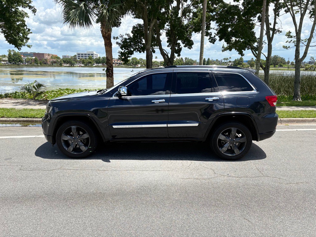 2012 Jeep Grand Cherokee Image 1