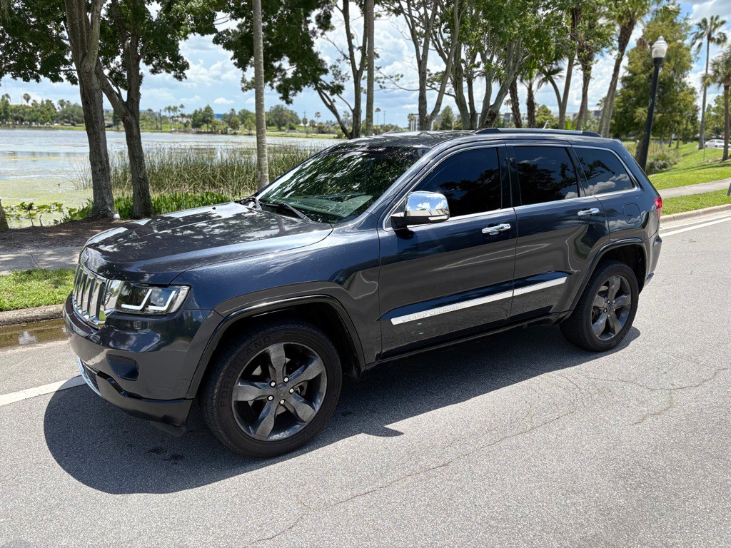 2012 Jeep Grand Cherokee Image 2