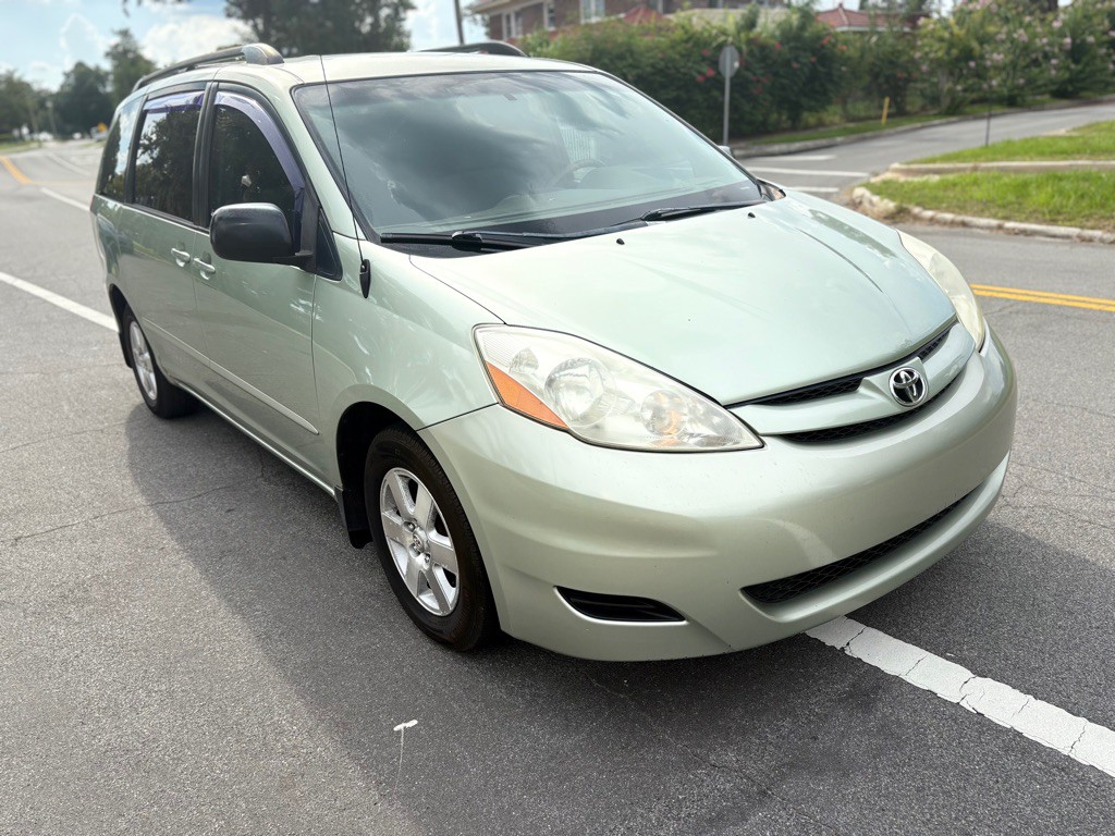 2007 Toyota Sienna Image 5