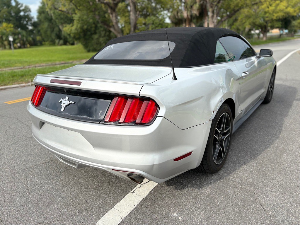 2015 Ford Mustang Image 9