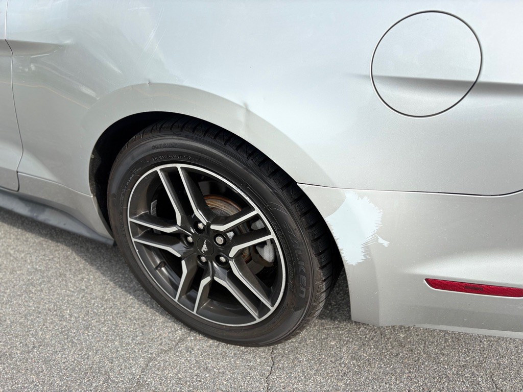 2015 Ford Mustang Image 12