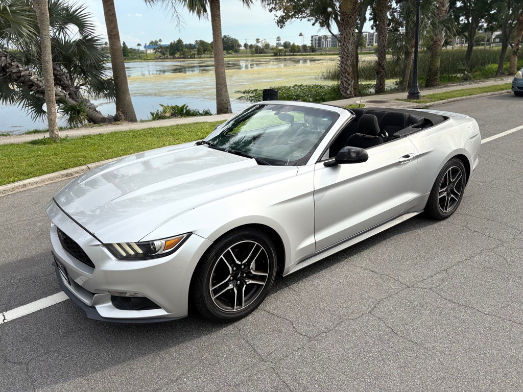 2015 Ford Mustang Image 14