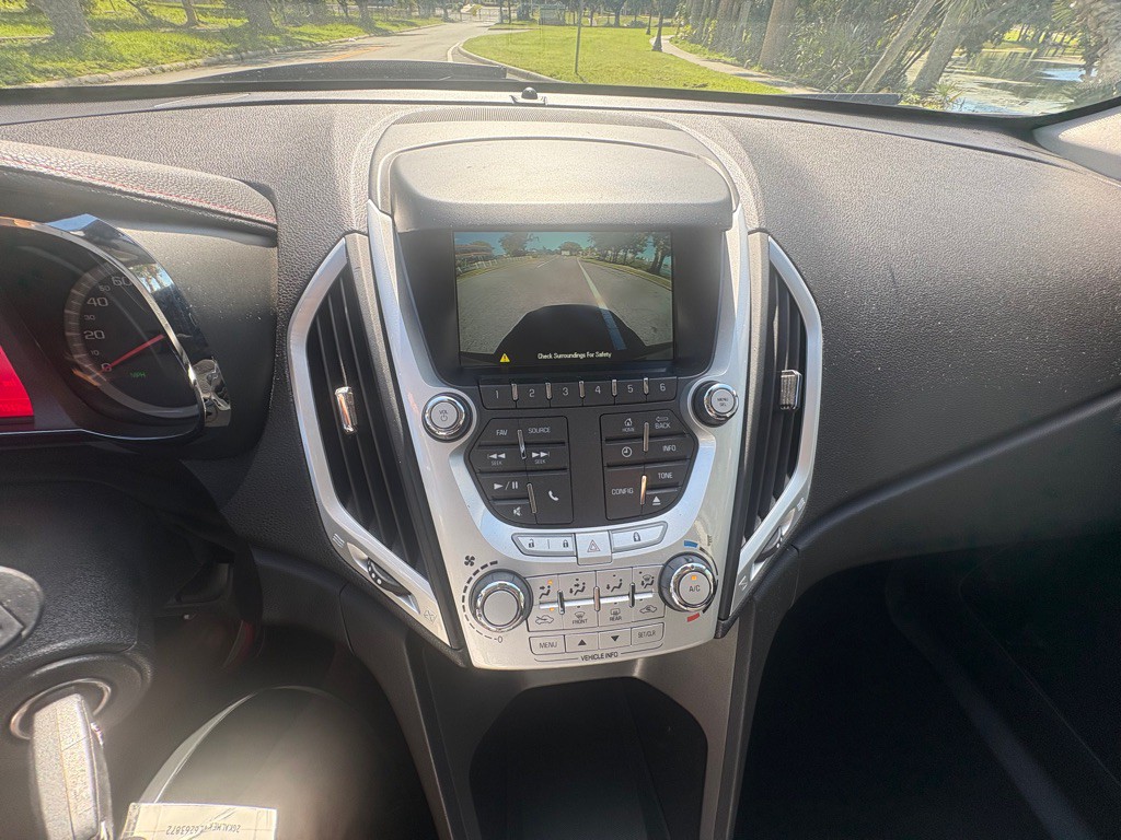 2014 GMC Terrain Image 2