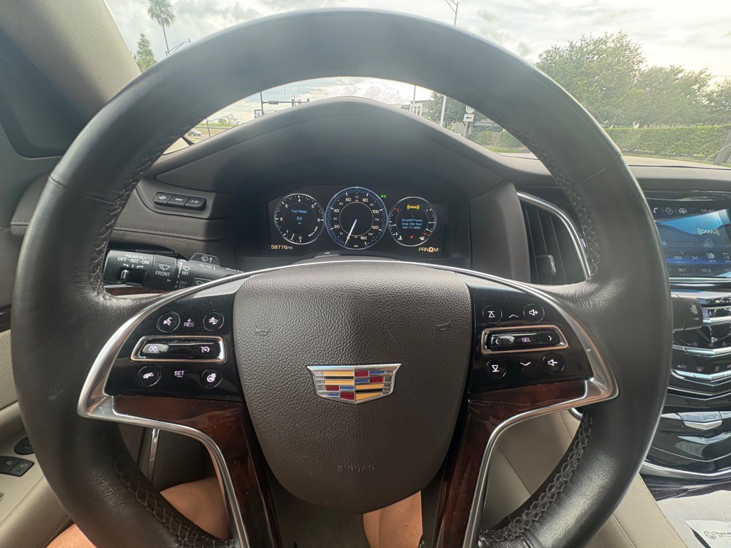 2015 Cadillac Escalade Image 22