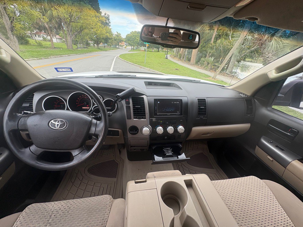 2010 Toyota Tundra Image 14
