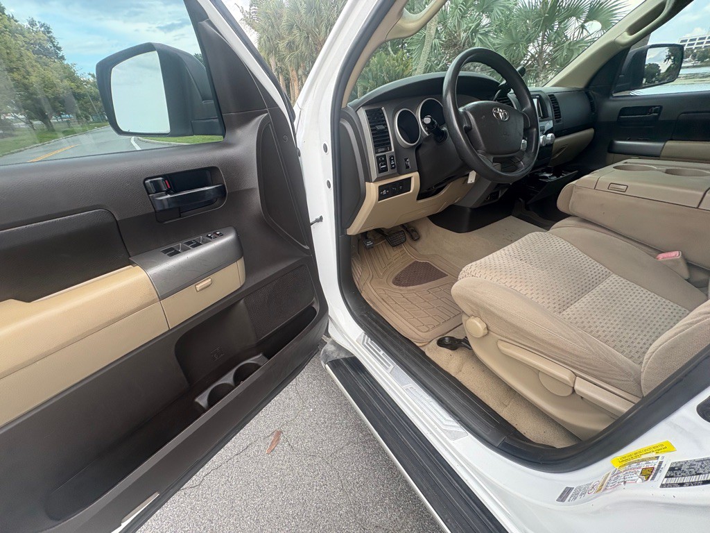 2010 Toyota Tundra Image 16