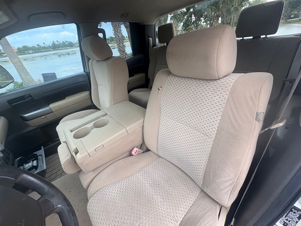 2010 Toyota Tundra Image 17