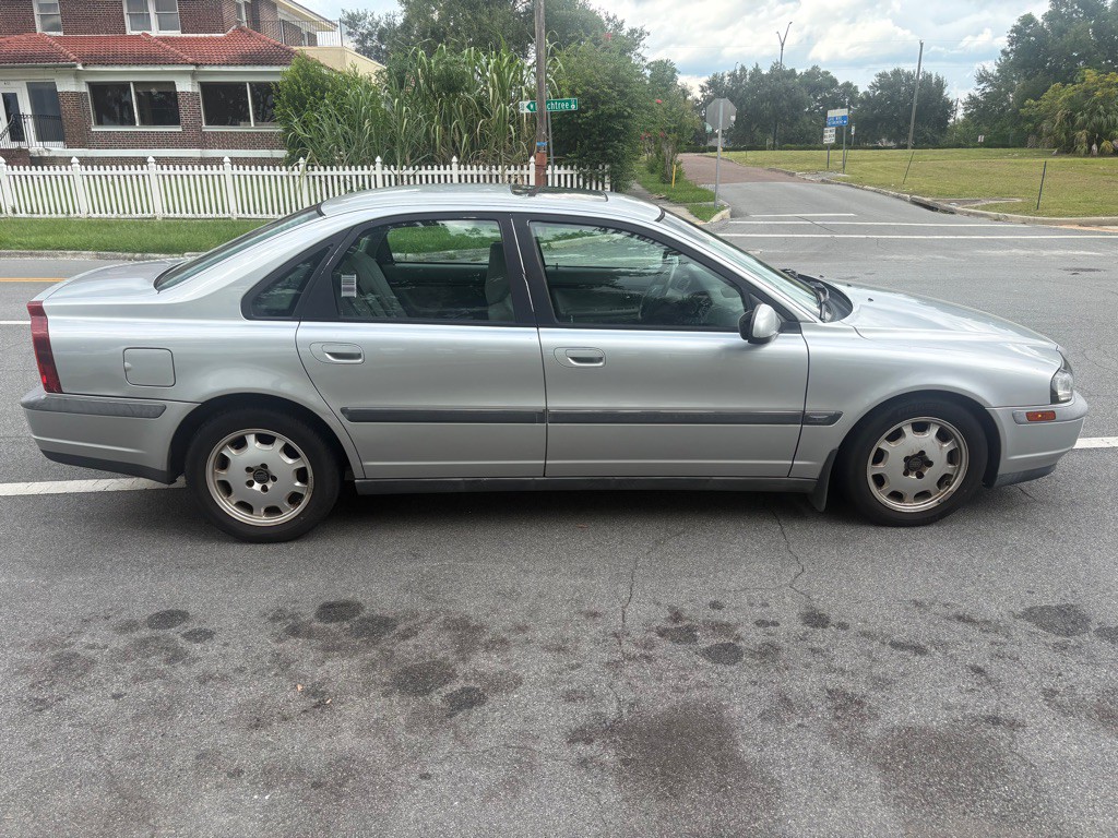 2001 Volvo S80 Image 6