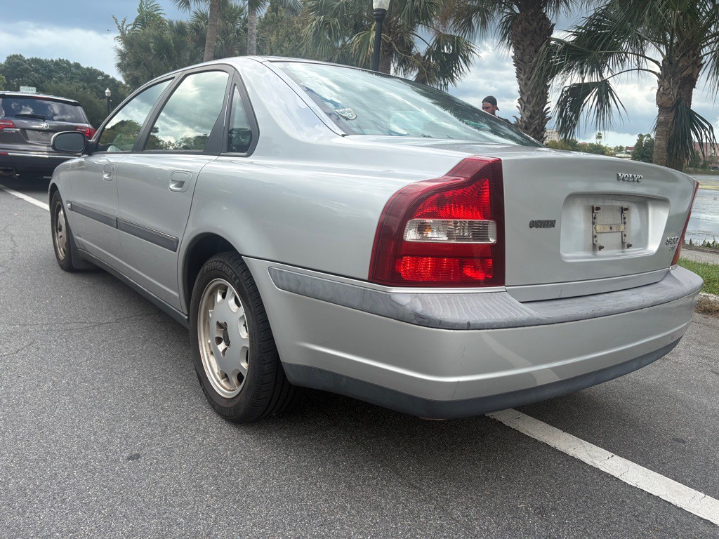 2001 Volvo S80 Image 9