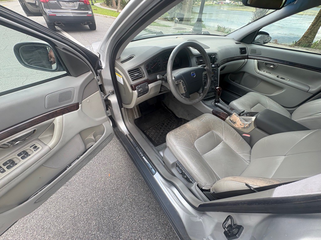 2001 Volvo S80 Image 13