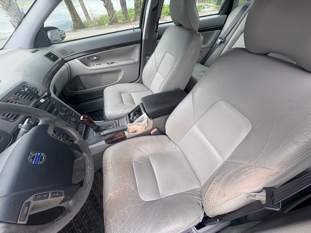 2001 Volvo S80 Image 14