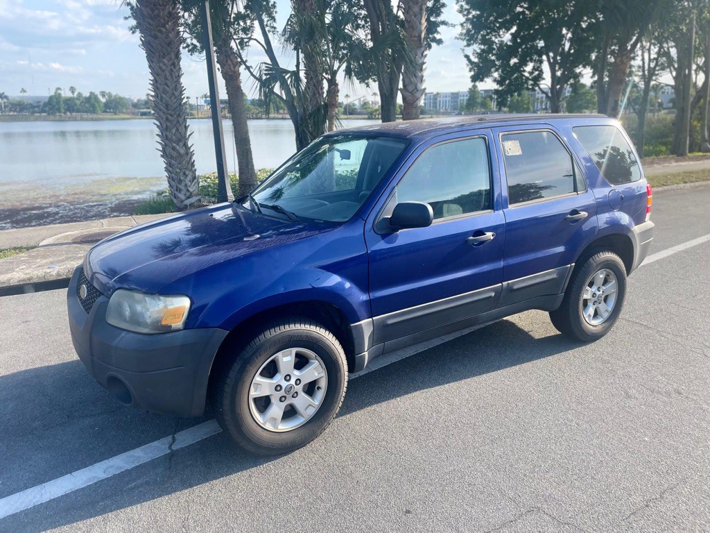 2006 Ford Escape Image 2