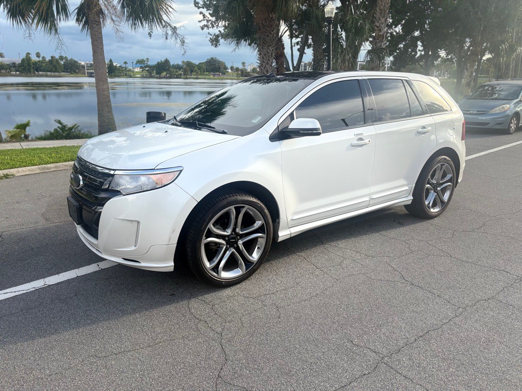 2013 Ford Edge Image 2