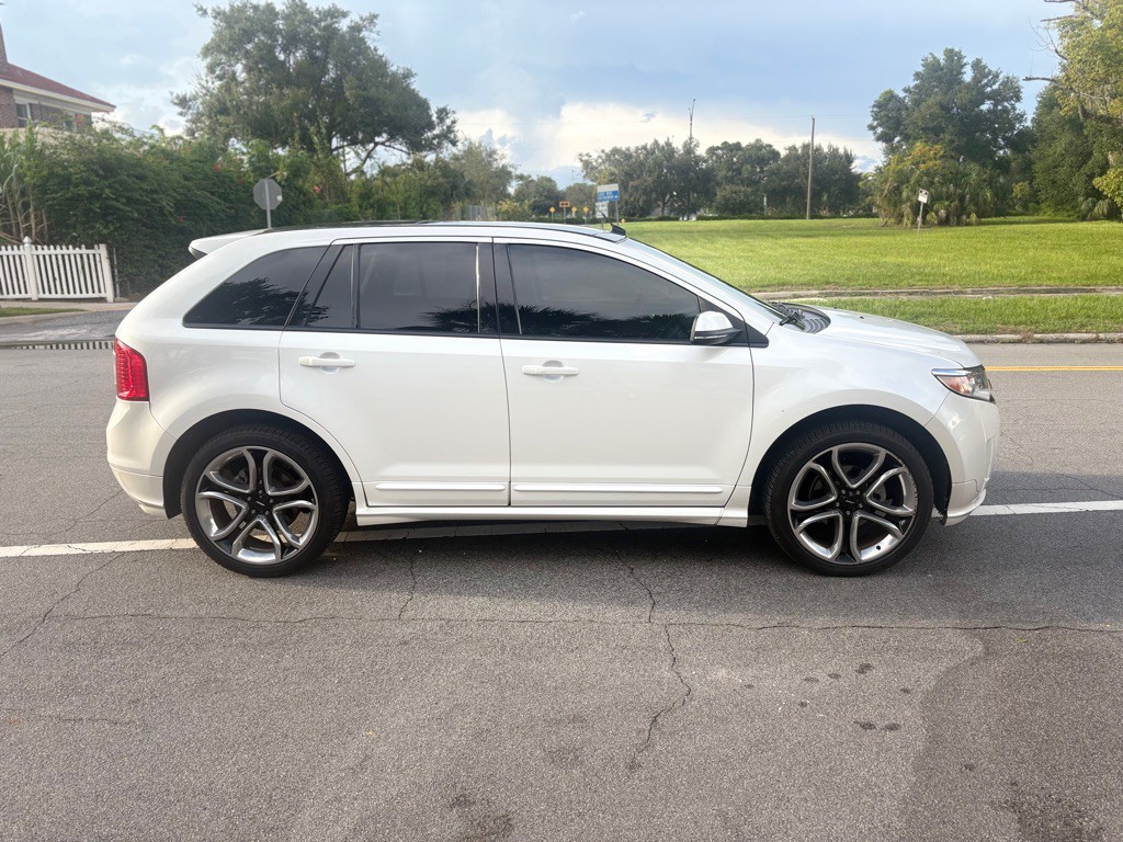2013 Ford Edge Image 6