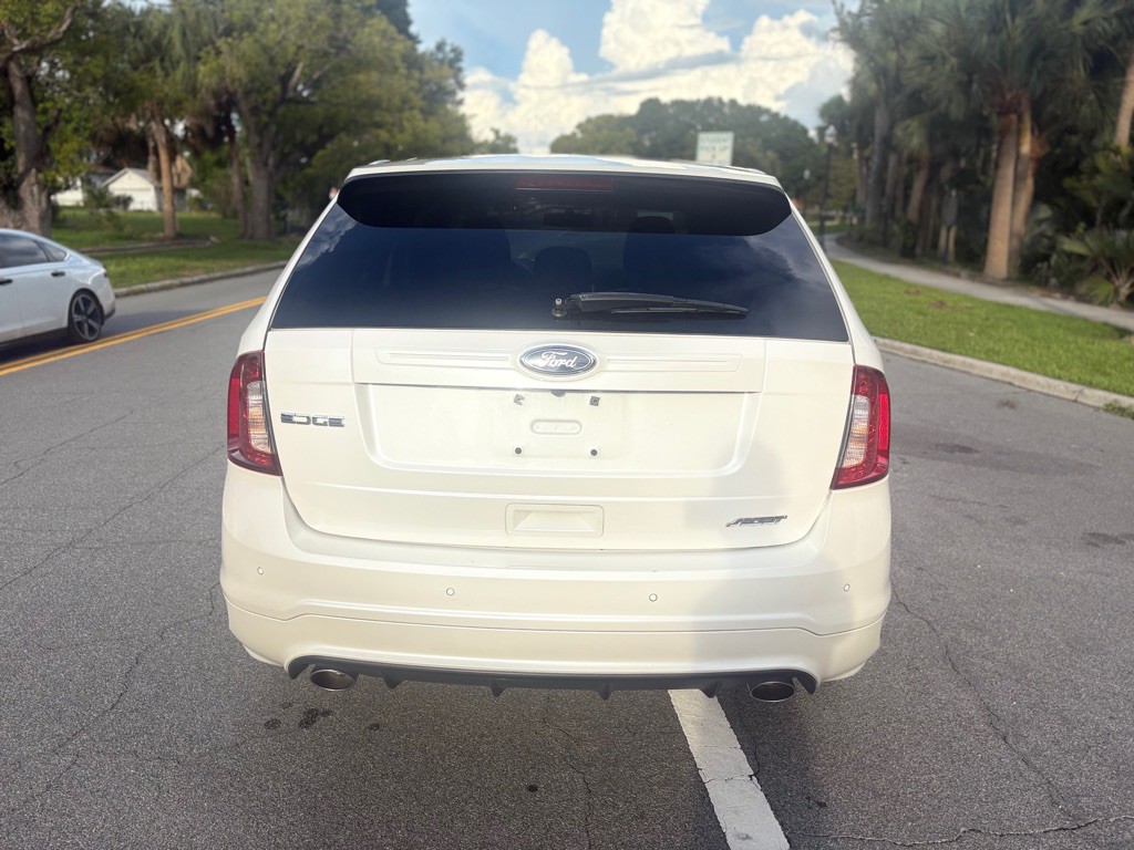2013 Ford Edge Image 10