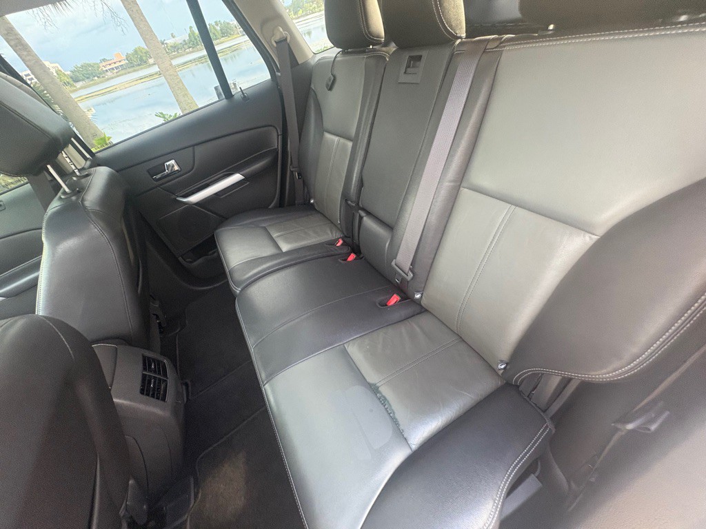 2013 Ford Edge Image 16