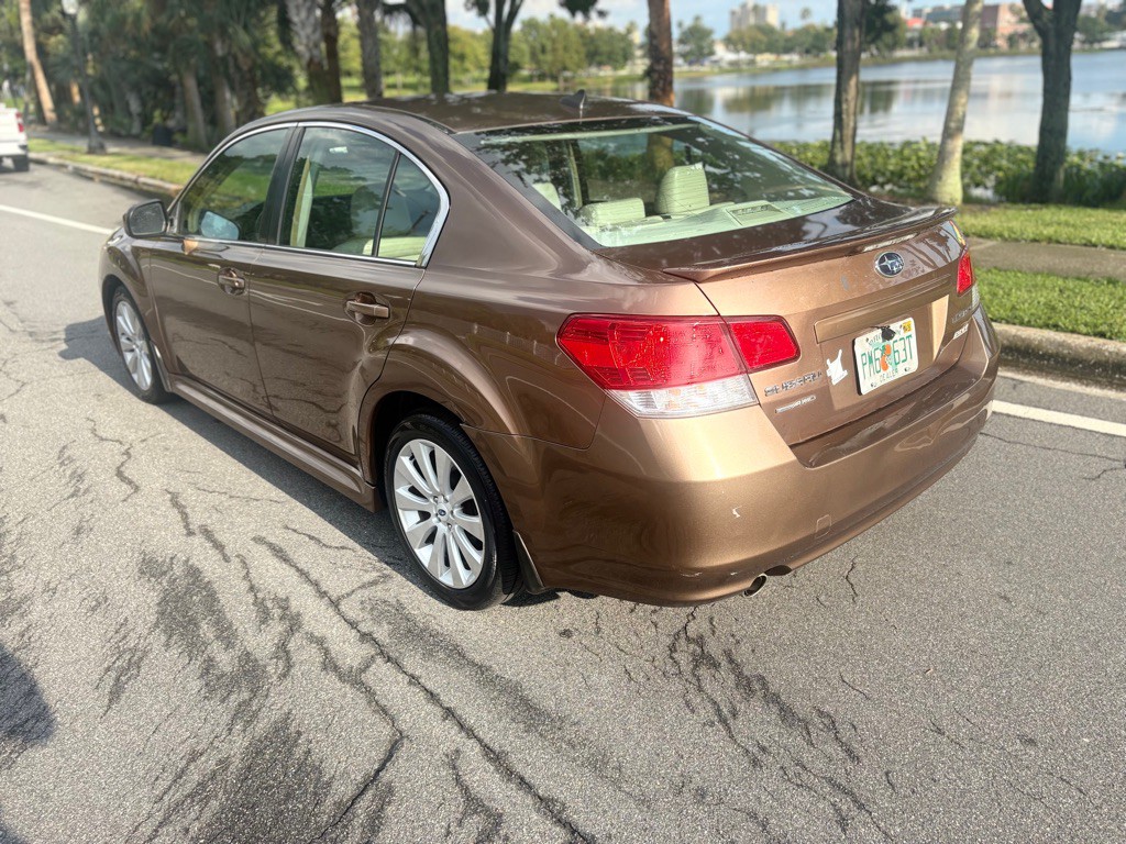 2012 Subaru Legacy Image 18