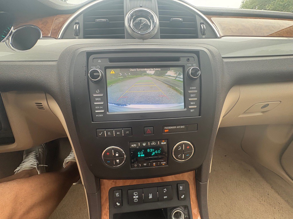 2012 Buick Enclave Image 24