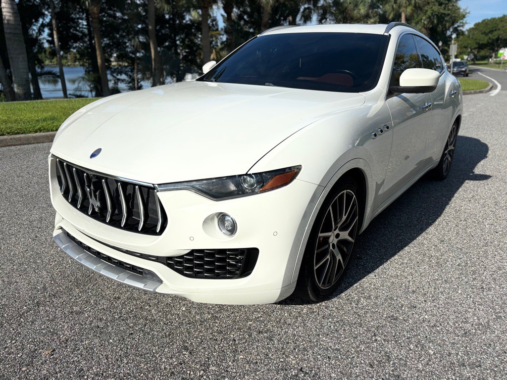 2017 Maserati Levante Image 3