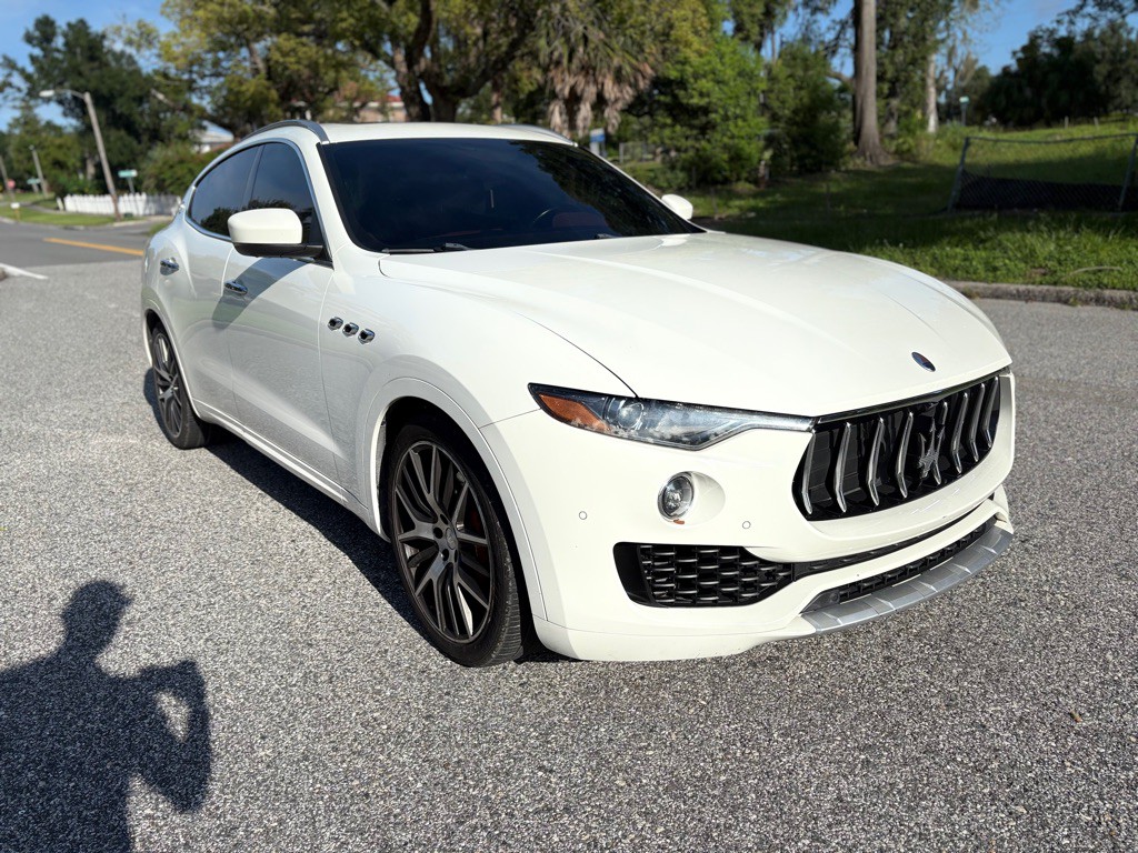 2017 Maserati Levante Image 6