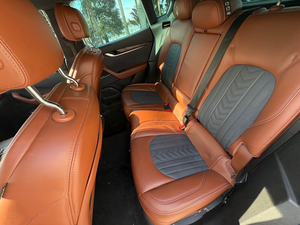 2017 Maserati Levante Image 12