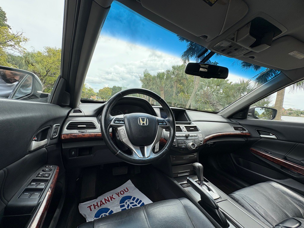 2010 Honda Crosstour Image 10